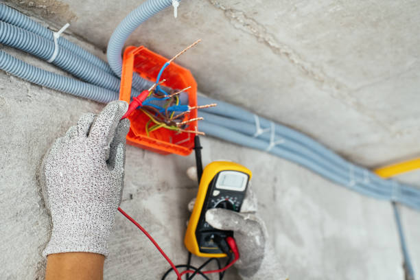 Best Local Electrician Companies  in Pinehurst, TX